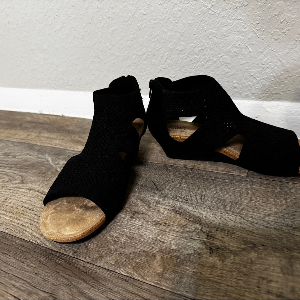 Croft & Barrow Sandals - Picture 3 of 9